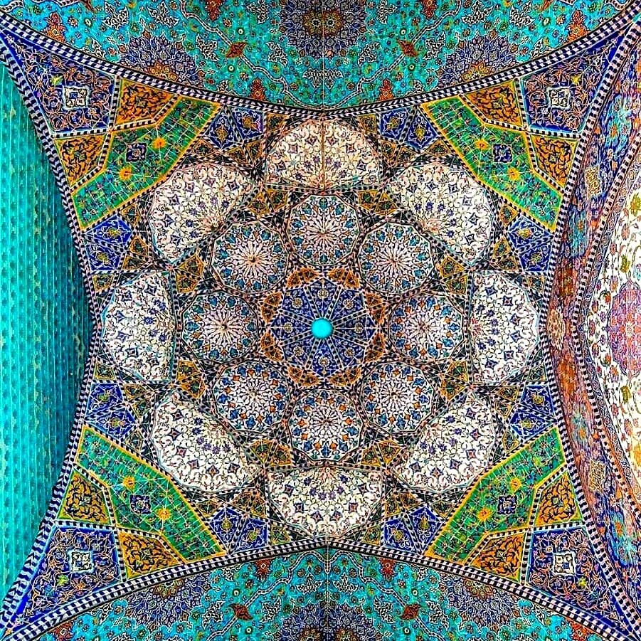 ارتقاء هنر کاشی کاری ایرانی در زمان صفویه